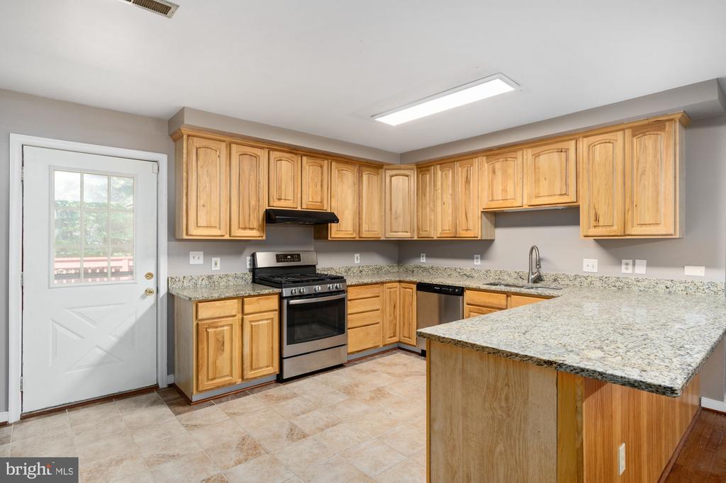 74 WOOD COVE CT, MINERAL, Virginia 23117, 5 Bedrooms Bedrooms, ,4 BathroomsBathrooms,Residential,74 WOOD COVE CT,VALA2009334 MLS # VALA2009334 74 WOOD COVE CT, MINERAL, Virginia 23117, 5 Bedrooms Bedrooms, ,4 BathroomsBathrooms,Residential,74 WOOD COVE CT,VALA2009334 MLS # VALA2009334