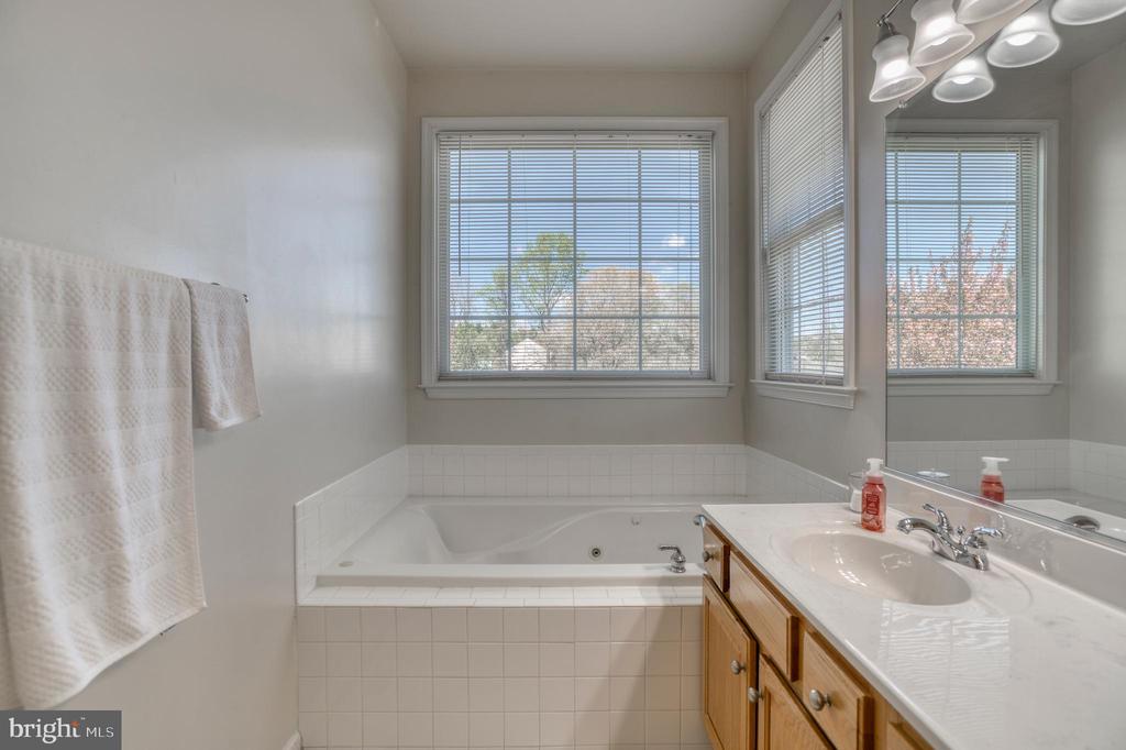 19272 WINDSONG CT, CULPEPER, Virginia 22701, 3 Bedrooms Bedrooms, ,3 BathroomsBathrooms,Residential,19272 WINDSONG CT,VACU2013054 MLS # VACU2013054 19272 WINDSONG CT, CULPEPER, Virginia 22701, 3 Bedrooms Bedrooms, ,3 BathroomsBathrooms,Residential,19272 WINDSONG CT,VACU2013054 MLS # VACU2013054