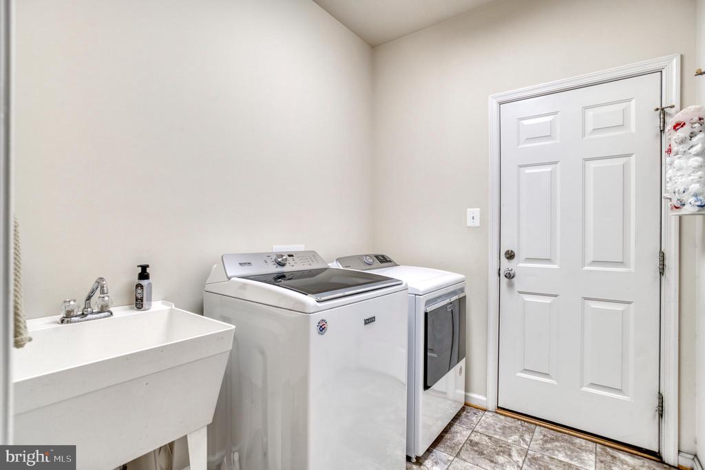 19272 WINDSONG CT, CULPEPER, Virginia 22701, 3 Bedrooms Bedrooms, ,3 BathroomsBathrooms,Residential,19272 WINDSONG CT,VACU2013054 MLS # VACU2013054 19272 WINDSONG CT, CULPEPER, Virginia 22701, 3 Bedrooms Bedrooms, ,3 BathroomsBathrooms,Residential,19272 WINDSONG CT,VACU2013054 MLS # VACU2013054