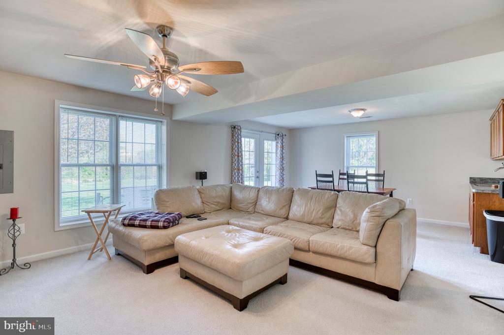 19272 WINDSONG CT, CULPEPER, Virginia 22701, 3 Bedrooms Bedrooms, ,3 BathroomsBathrooms,Residential,19272 WINDSONG CT,VACU2013054 MLS # VACU2013054 19272 WINDSONG CT, CULPEPER, Virginia 22701, 3 Bedrooms Bedrooms, ,3 BathroomsBathrooms,Residential,19272 WINDSONG CT,VACU2013054 MLS # VACU2013054