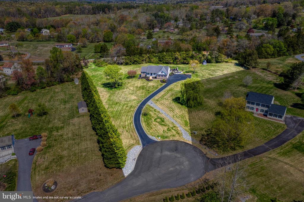 19272 WINDSONG CT, CULPEPER, Virginia 22701, 3 Bedrooms Bedrooms, ,3 BathroomsBathrooms,Residential,19272 WINDSONG CT,VACU2013054 MLS # VACU2013054 19272 WINDSONG CT, CULPEPER, Virginia 22701, 3 Bedrooms Bedrooms, ,3 BathroomsBathrooms,Residential,19272 WINDSONG CT,VACU2013054 MLS # VACU2013054