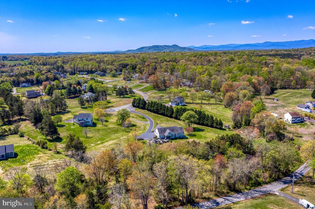 19272 WINDSONG CT, CULPEPER, Virginia 22701, 3 Bedrooms Bedrooms, ,3 BathroomsBathrooms,Residential,19272 WINDSONG CT,VACU2013054 MLS # VACU2013054 19272 WINDSONG CT, CULPEPER, Virginia 22701, 3 Bedrooms Bedrooms, ,3 BathroomsBathrooms,Residential,19272 WINDSONG CT,VACU2013054 MLS # VACU2013054