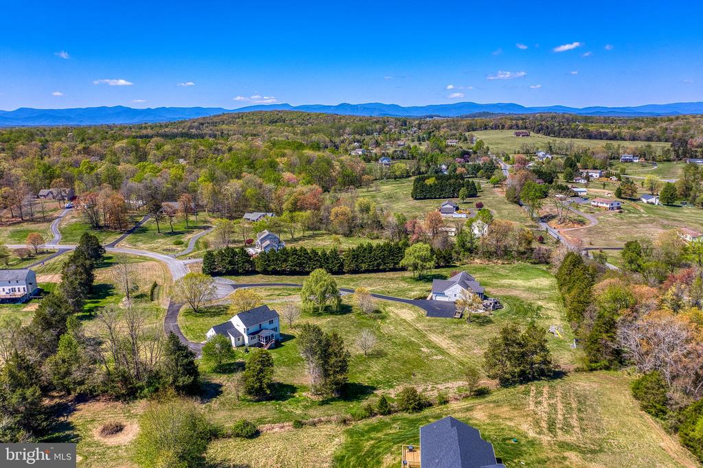 19272 WINDSONG CT, CULPEPER, Virginia 22701, 3 Bedrooms Bedrooms, ,3 BathroomsBathrooms,Residential,19272 WINDSONG CT,VACU2013054 MLS # VACU2013054 19272 WINDSONG CT, CULPEPER, Virginia 22701, 3 Bedrooms Bedrooms, ,3 BathroomsBathrooms,Residential,19272 WINDSONG CT,VACU2013054 MLS # VACU2013054