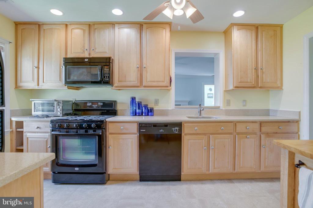 20174 EDWARDS SHOP RD, ELKWOOD, Virginia 22718, 3 Bedrooms Bedrooms, ,2 BathroomsBathrooms,Residential,20174 EDWARDS SHOP RD,VACU2013094 MLS # VACU2013094