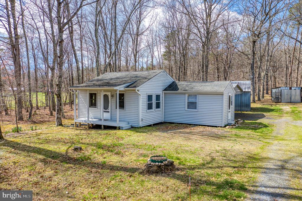 20174 EDWARDS SHOP RD, ELKWOOD, Virginia 22718, 3 Bedrooms Bedrooms, ,2 BathroomsBathrooms,Residential,20174 EDWARDS SHOP RD,VACU2013094 MLS # VACU2013094
