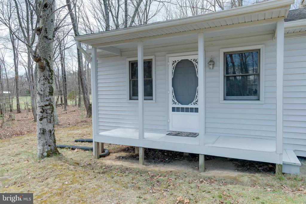 20174 EDWARDS SHOP RD, ELKWOOD, Virginia 22718, 3 Bedrooms Bedrooms, ,2 BathroomsBathrooms,Residential,20174 EDWARDS SHOP RD,VACU2013094 MLS # VACU2013094