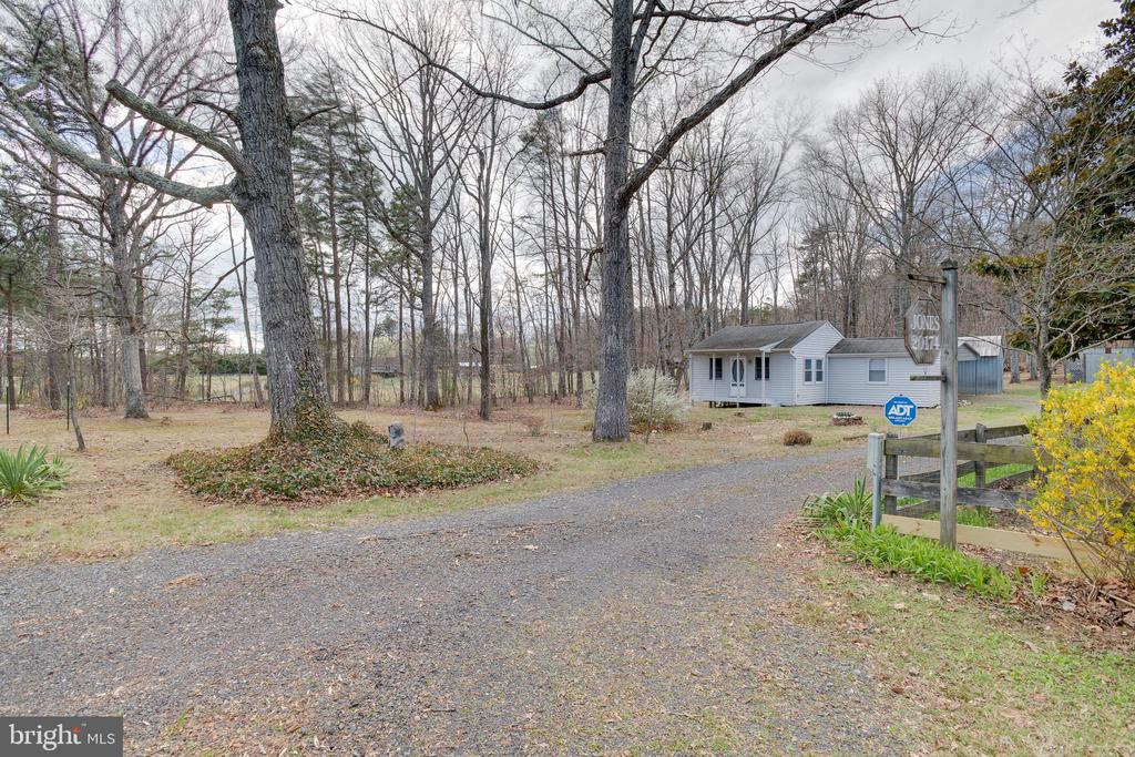 20174 EDWARDS SHOP RD, ELKWOOD, Virginia 22718, 3 Bedrooms Bedrooms, ,2 BathroomsBathrooms,Residential,20174 EDWARDS SHOP RD,VACU2013094 MLS # VACU2013094