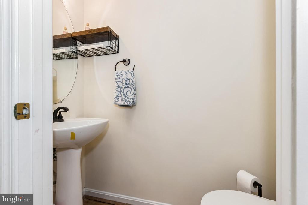 371 SNYDER LN, CULPEPER, Virginia 22701, 3 Bedrooms Bedrooms, ,3 BathroomsBathrooms,Residential,371 SNYDER LN,VACU2013154 MLS # VACU2013154