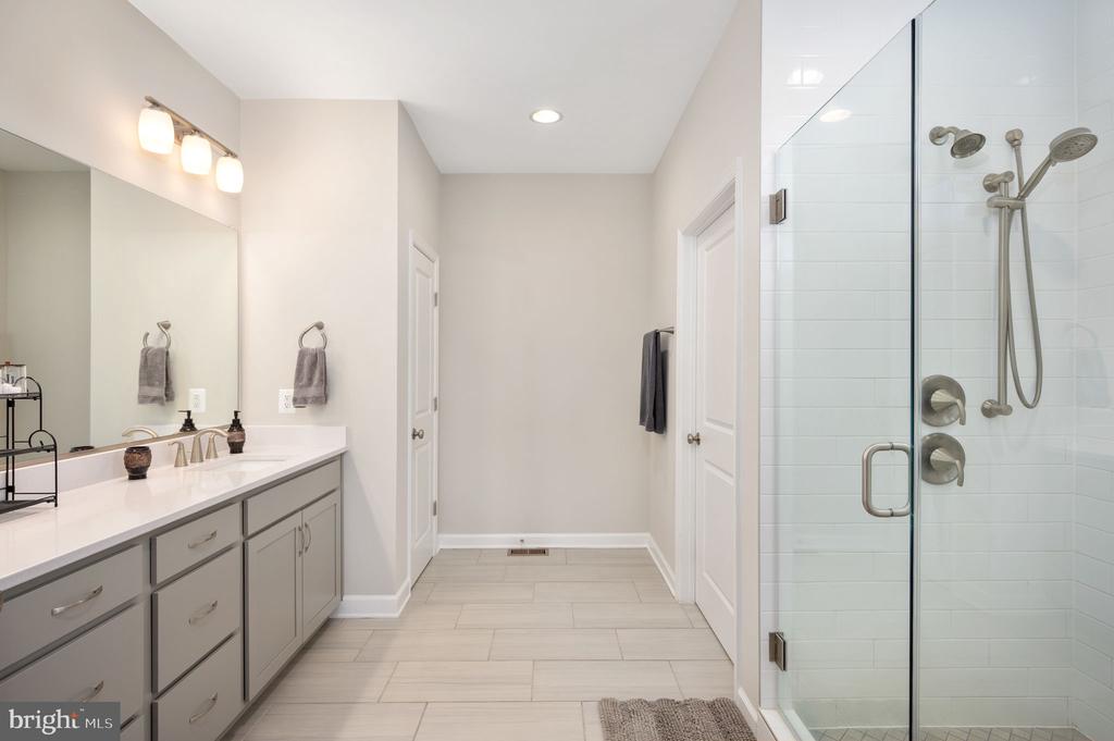 257 ROCK ISLAND RDG, MINERAL, Virginia 23117, 4 Bedrooms Bedrooms, ,4 BathroomsBathrooms,Residential,257 ROCK ISLAND RDG,VALA2009452 MLS # VALA2009452