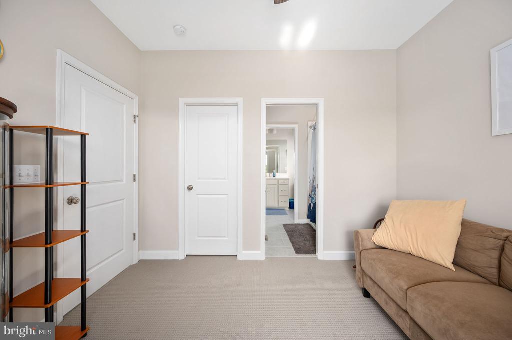 257 ROCK ISLAND RDG, MINERAL, Virginia 23117, 4 Bedrooms Bedrooms, ,4 BathroomsBathrooms,Residential,257 ROCK ISLAND RDG,VALA2009452 MLS # VALA2009452