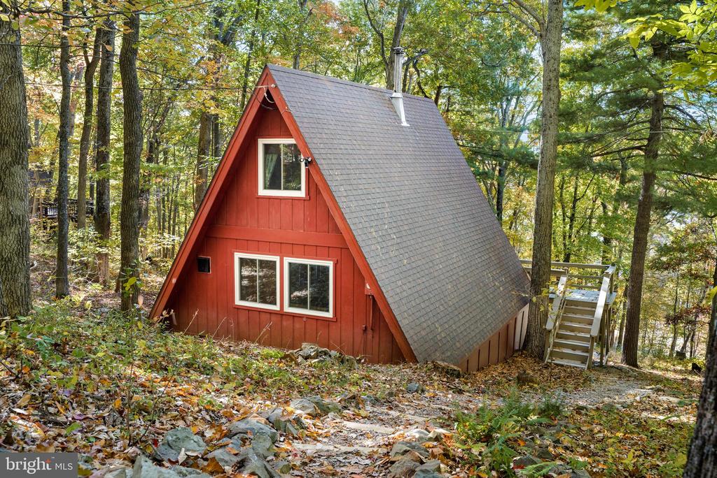 698 VALLEY VIEW RD, RILEYVILLE, Virginia 22650, 1 Bedroom Bedrooms, ,1 BathroomBathrooms,Residential,698 VALLEY VIEW RD,VAPA2006174 MLS # VAPA2006174