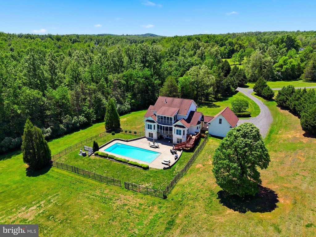 6277 GRIFFINSBURG RD, BOSTON, Virginia 22713, 4 Bedrooms Bedrooms, ,4 BathroomsBathrooms,Residential,6277 GRIFFINSBURG RD,VACU2013224 MLS # VACU2013224 6277 GRIFFINSBURG RD, BOSTON, Virginia 22713, 4 Bedrooms Bedrooms, ,4 BathroomsBathrooms,Residential,6277 GRIFFINSBURG RD,VACU2013224 MLS # VACU2013224