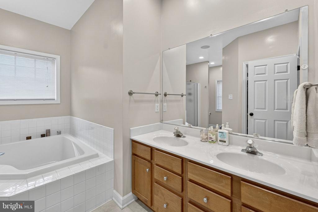 11518 JOHN MARSHALL HWY, MARKHAM, Virginia, 3 Bedrooms Bedrooms, ,2 BathroomsBathrooms,Residential,11518 JOHN MARSHALL HWY,VAFQ2021348 MLS # VAFQ2021348 11518 JOHN MARSHALL HWY, MARKHAM, Virginia, 3 Bedrooms Bedrooms, ,2 BathroomsBathrooms,Residential,11518 JOHN MARSHALL HWY,VAFQ2021348 MLS # VAFQ2021348