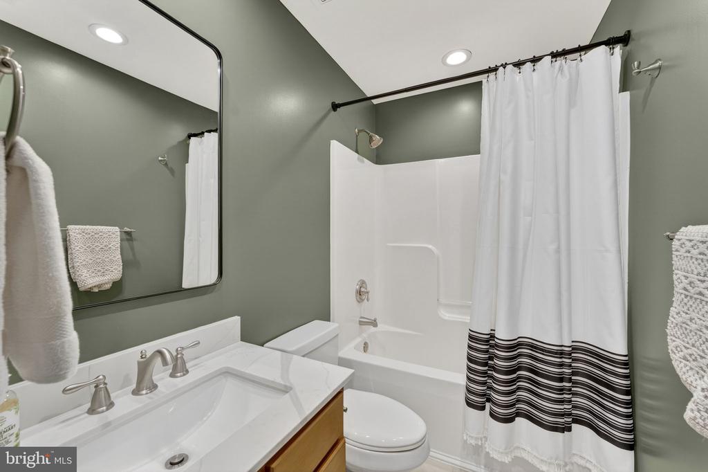 11518 JOHN MARSHALL HWY, MARKHAM, Virginia, 3 Bedrooms Bedrooms, ,2 BathroomsBathrooms,Residential,11518 JOHN MARSHALL HWY,VAFQ2021348 MLS # VAFQ2021348 11518 JOHN MARSHALL HWY, MARKHAM, Virginia, 3 Bedrooms Bedrooms, ,2 BathroomsBathrooms,Residential,11518 JOHN MARSHALL HWY,VAFQ2021348 MLS # VAFQ2021348