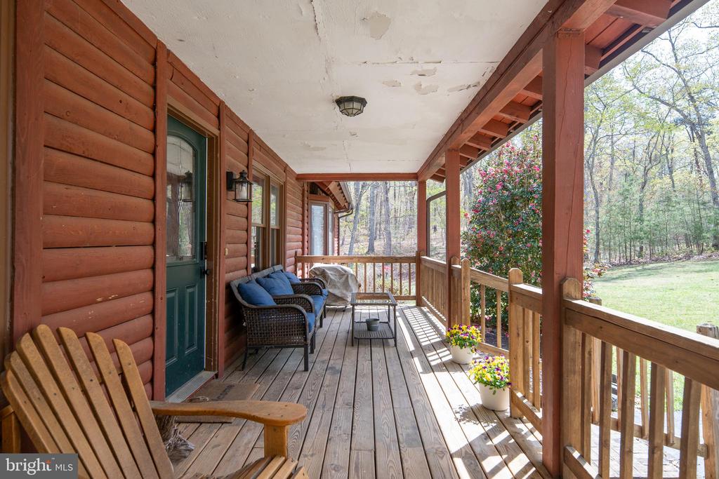 13507 BLACK MEADOW RD, SPOTSYLVANIA, Virginia 22553, 4 Bedrooms Bedrooms, ,2 BathroomsBathrooms,Residential,13507 BLACK MEADOW RD,VASP2040640 MLS # VASP2040640