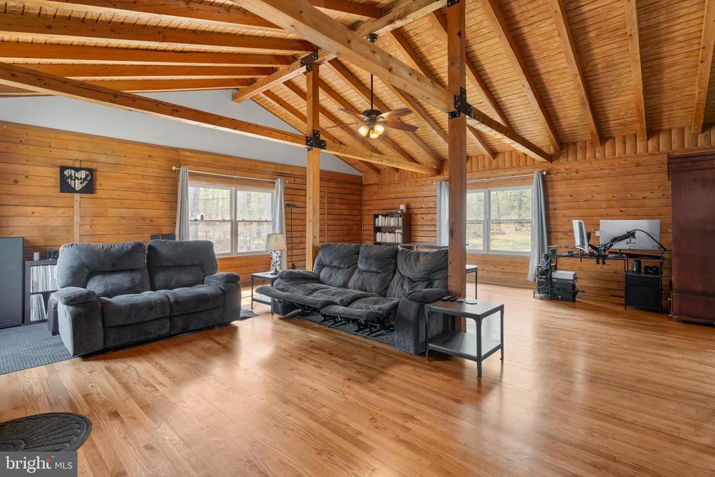 13507 BLACK MEADOW RD, SPOTSYLVANIA, Virginia 22553, 4 Bedrooms Bedrooms, ,2 BathroomsBathrooms,Residential,13507 BLACK MEADOW RD,VASP2040640 MLS # VASP2040640