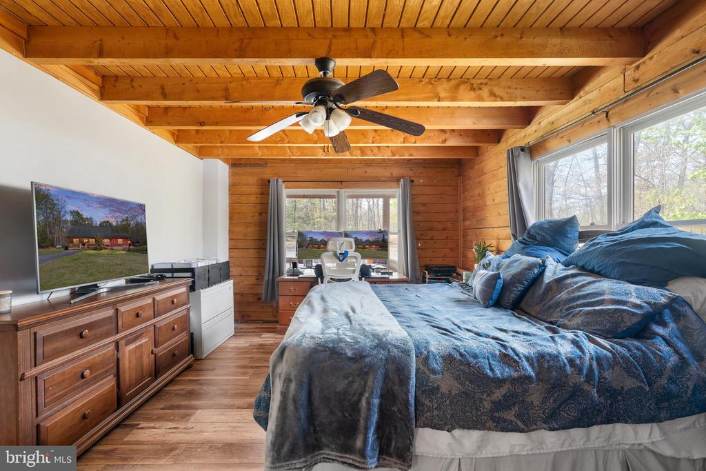 13507 BLACK MEADOW RD, SPOTSYLVANIA, Virginia 22553, 4 Bedrooms Bedrooms, ,2 BathroomsBathrooms,Residential,13507 BLACK MEADOW RD,VASP2040640 MLS # VASP2040640