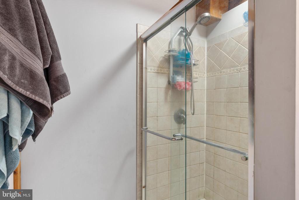 13507 BLACK MEADOW RD, SPOTSYLVANIA, Virginia 22553, 4 Bedrooms Bedrooms, ,2 BathroomsBathrooms,Residential,13507 BLACK MEADOW RD,VASP2040640 MLS # VASP2040640