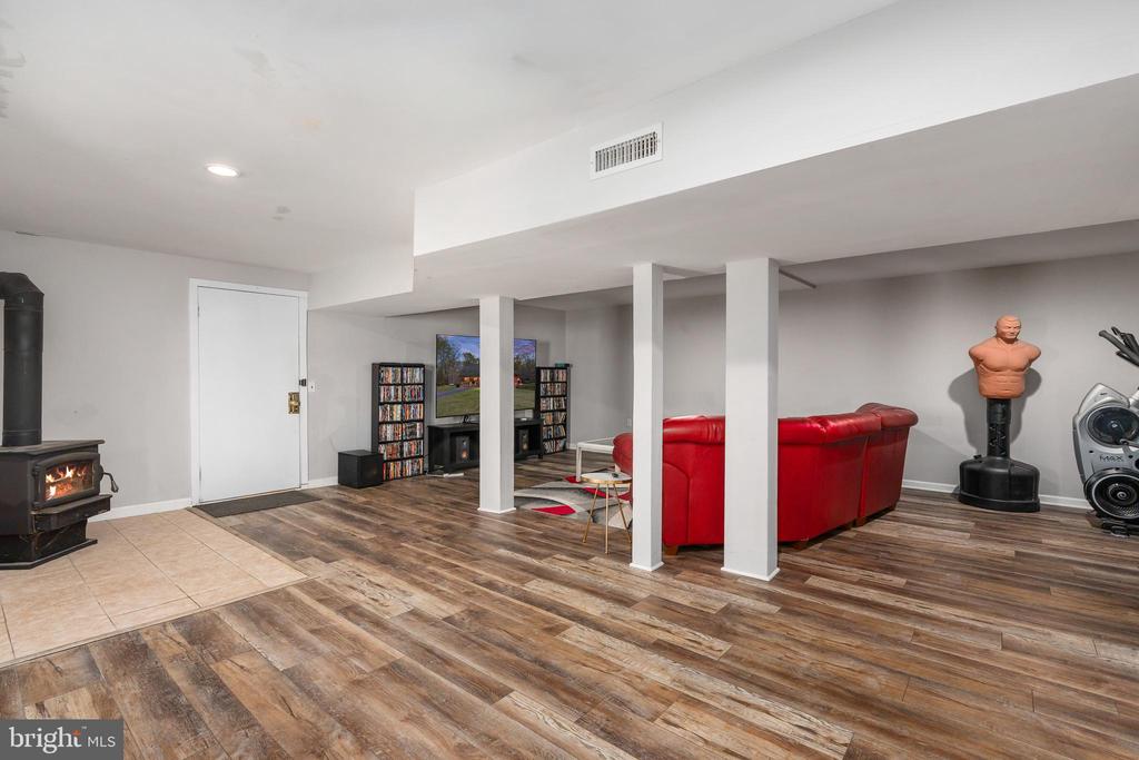 13507 BLACK MEADOW RD, SPOTSYLVANIA, Virginia 22553, 4 Bedrooms Bedrooms, ,2 BathroomsBathrooms,Residential,13507 BLACK MEADOW RD,VASP2040640 MLS # VASP2040640