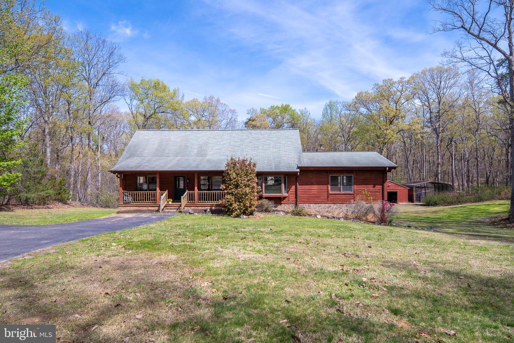 13507 BLACK MEADOW RD, SPOTSYLVANIA, Virginia 22553, 4 Bedrooms Bedrooms, ,2 BathroomsBathrooms,Residential,13507 BLACK MEADOW RD,VASP2040640 MLS # VASP2040640