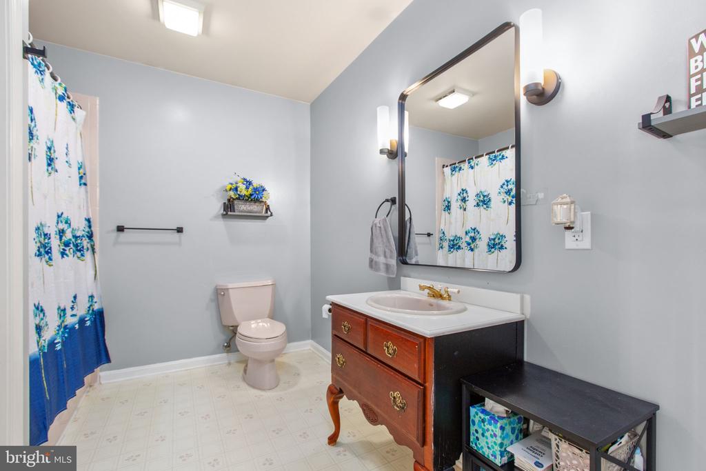 10000 LANDRUM RD, SPOTSYLVANIA, Virginia 22553, 3 Bedrooms Bedrooms, ,3 BathroomsBathrooms,Residential,10000 LANDRUM RD,VASP2040774 MLS # VASP2040774