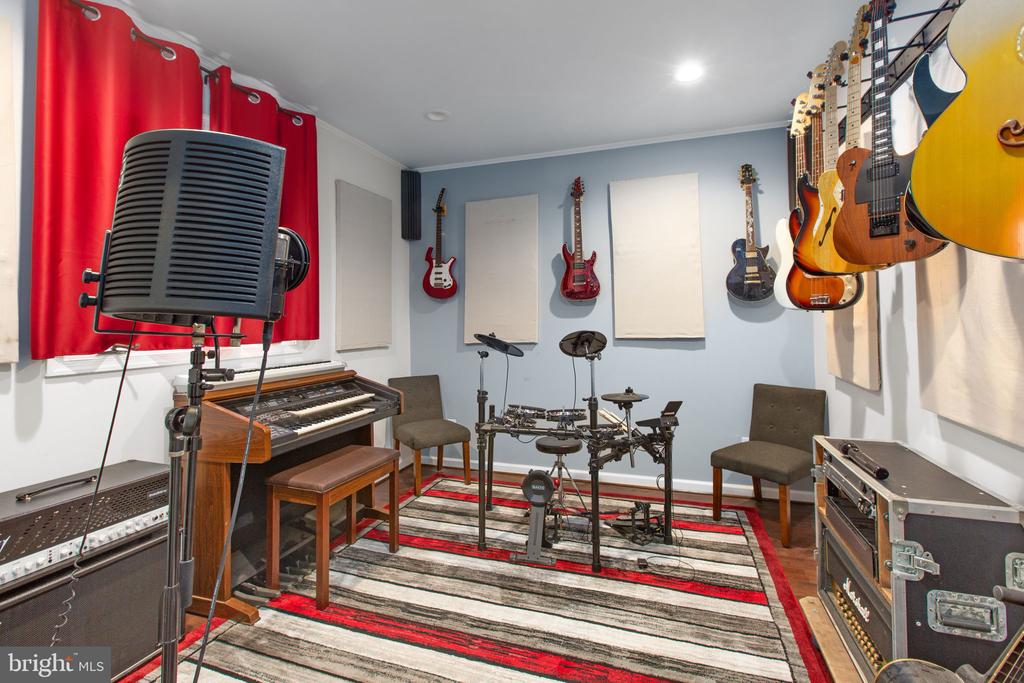 10000 LANDRUM RD, SPOTSYLVANIA, Virginia 22553, 3 Bedrooms Bedrooms, ,3 BathroomsBathrooms,Residential,10000 LANDRUM RD,VASP2040774 MLS # VASP2040774