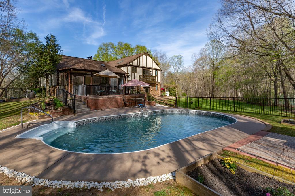 10000 LANDRUM RD, SPOTSYLVANIA, Virginia 22553, 3 Bedrooms Bedrooms, ,3 BathroomsBathrooms,Residential,10000 LANDRUM RD,VASP2040774 MLS # VASP2040774