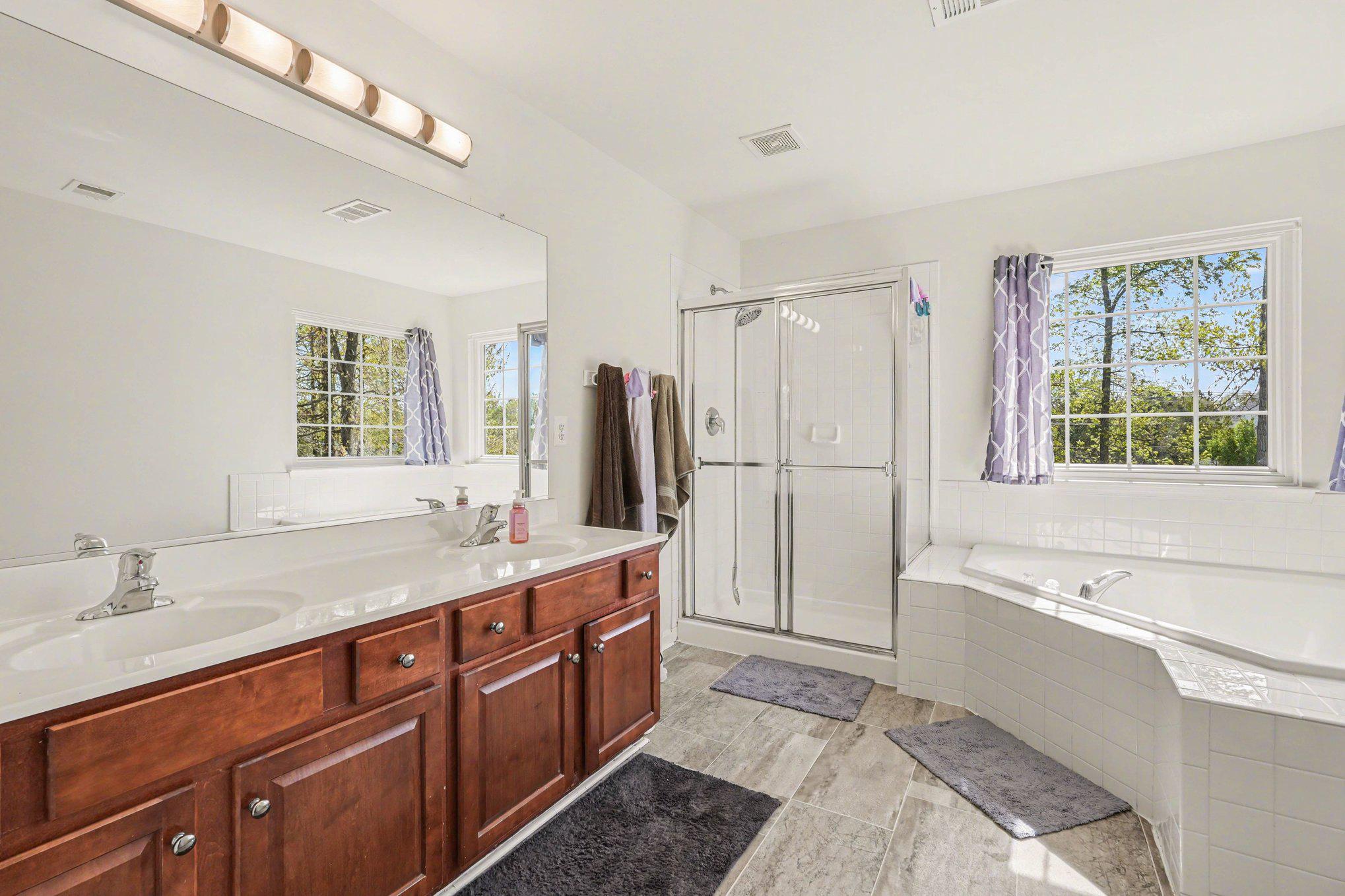 11111 PARK RIDGE RD, FREDERICKSBURG, Virginia 22408, 4 Bedrooms Bedrooms, ,3 BathroomsBathrooms,Residential,11111 PARK RIDGE RD,VASP2040878 MLS # VASP2040878