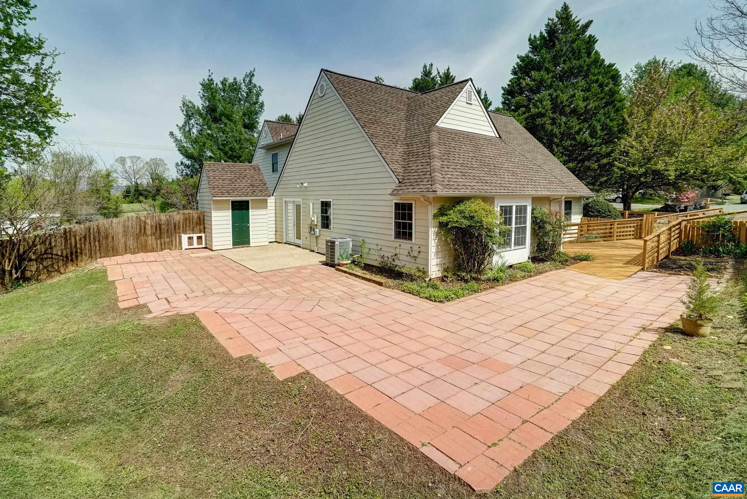 1253 CLOVER RIDGE PL, CHARLOTTESVILLE, Virginia 22901, 3 Bedrooms Bedrooms, ,2 BathroomsBathrooms,Residential,1253 CLOVER RIDGE PL,675468 MLS # 675468 1253 CLOVER RIDGE PL, CHARLOTTESVILLE, Virginia 22901, 3 Bedrooms Bedrooms, ,2 BathroomsBathrooms,Residential,1253 CLOVER RIDGE PL,675468 MLS # 675468