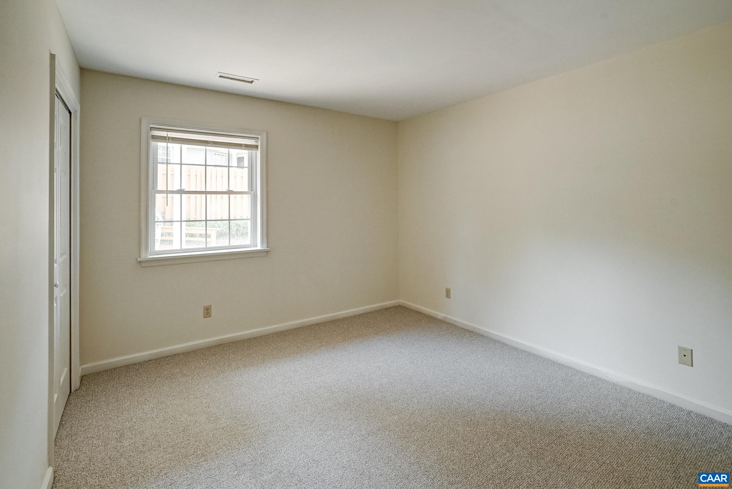 1253 CLOVER RIDGE PL, CHARLOTTESVILLE, Virginia 22901, 3 Bedrooms Bedrooms, ,2 BathroomsBathrooms,Residential,1253 CLOVER RIDGE PL,675468 MLS # 675468 1253 CLOVER RIDGE PL, CHARLOTTESVILLE, Virginia 22901, 3 Bedrooms Bedrooms, ,2 BathroomsBathrooms,Residential,1253 CLOVER RIDGE PL,675468 MLS # 675468