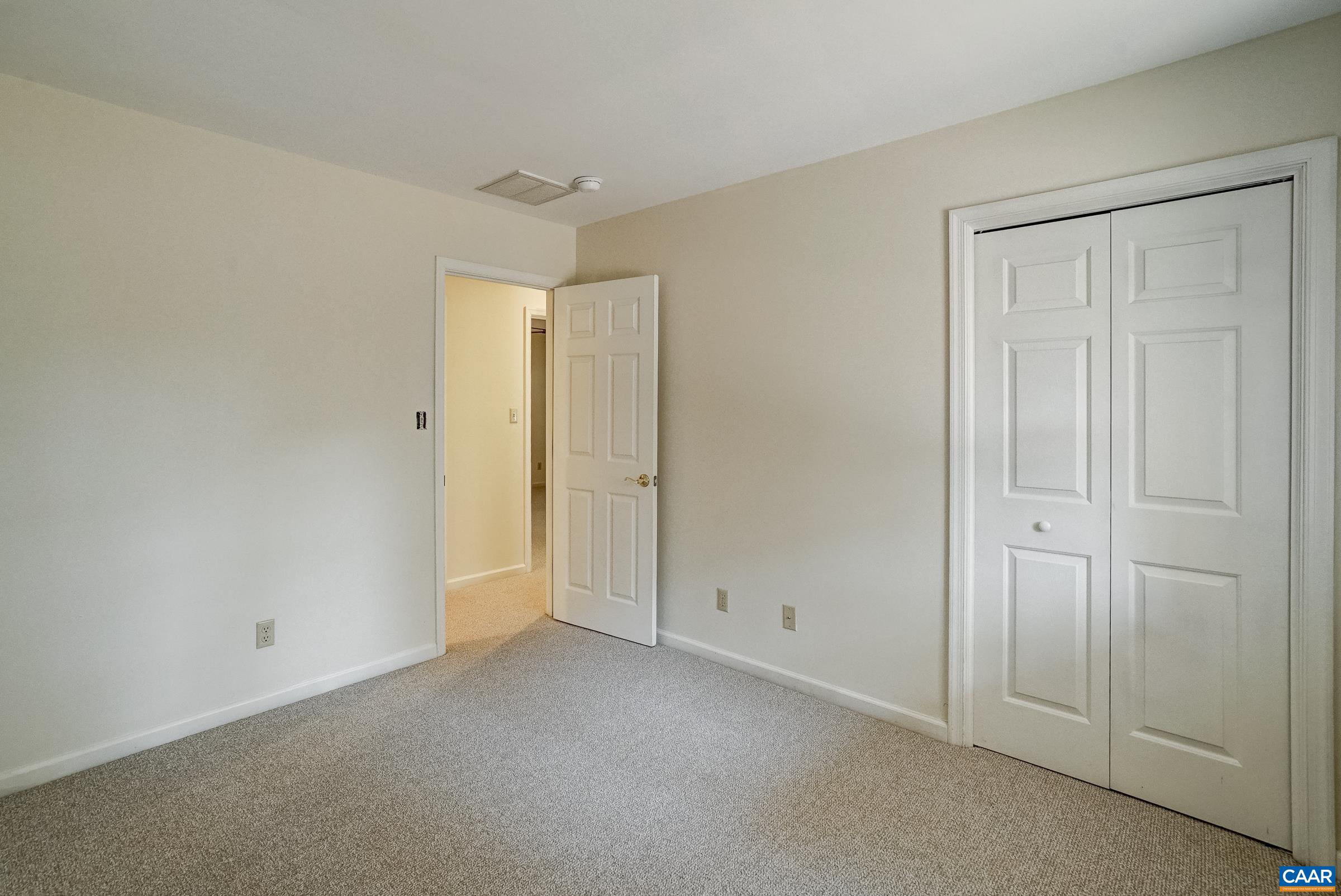 1253 CLOVER RIDGE PL, CHARLOTTESVILLE, Virginia 22901, 3 Bedrooms Bedrooms, ,2 BathroomsBathrooms,Residential,1253 CLOVER RIDGE PL,675468 MLS # 675468 1253 CLOVER RIDGE PL, CHARLOTTESVILLE, Virginia 22901, 3 Bedrooms Bedrooms, ,2 BathroomsBathrooms,Residential,1253 CLOVER RIDGE PL,675468 MLS # 675468