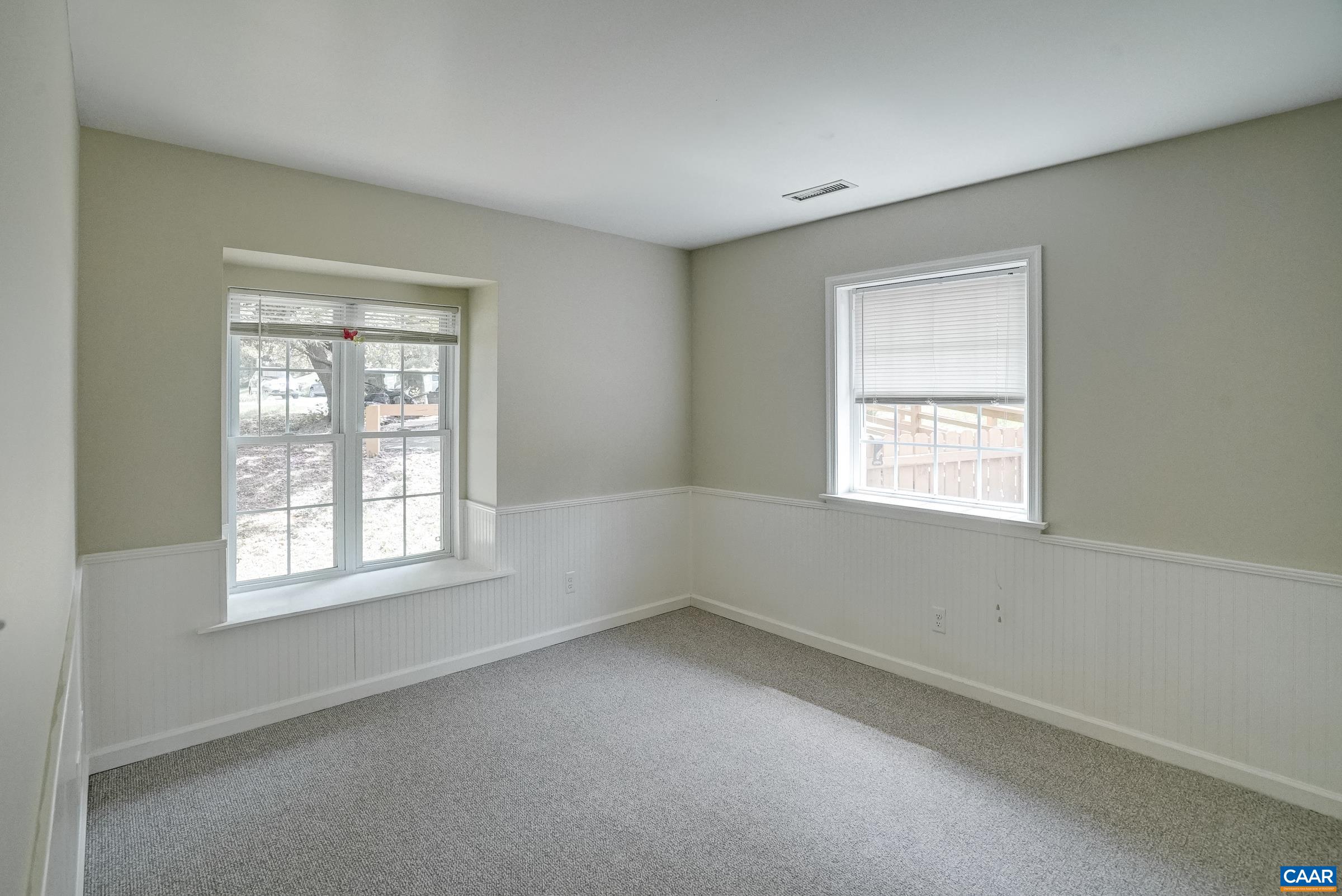 1253 CLOVER RIDGE PL, CHARLOTTESVILLE, Virginia 22901, 3 Bedrooms Bedrooms, ,2 BathroomsBathrooms,Residential,1253 CLOVER RIDGE PL,675468 MLS # 675468 1253 CLOVER RIDGE PL, CHARLOTTESVILLE, Virginia 22901, 3 Bedrooms Bedrooms, ,2 BathroomsBathrooms,Residential,1253 CLOVER RIDGE PL,675468 MLS # 675468