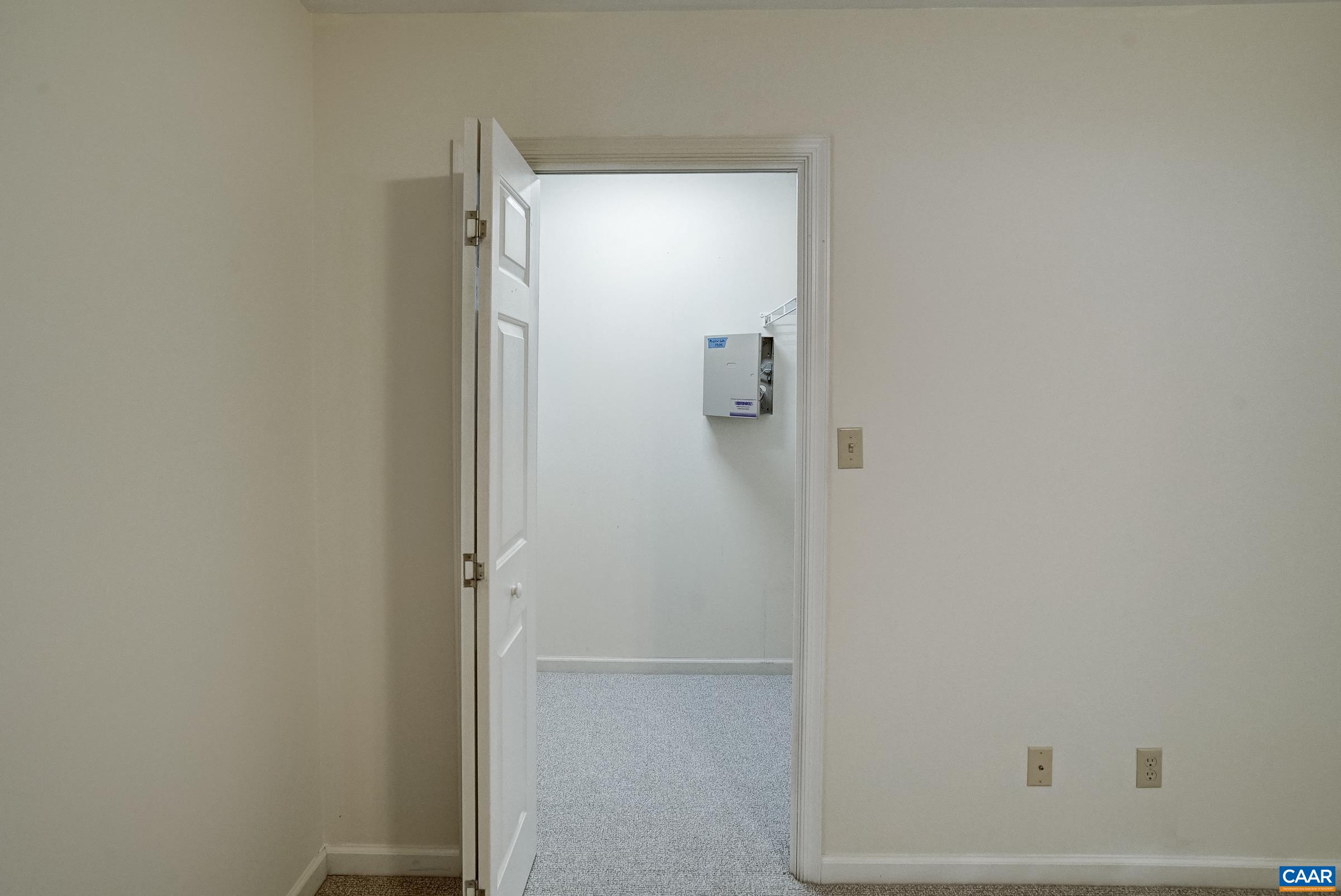 1253 CLOVER RIDGE PL, CHARLOTTESVILLE, Virginia 22901, 3 Bedrooms Bedrooms, ,2 BathroomsBathrooms,Residential,1253 CLOVER RIDGE PL,675468 MLS # 675468 1253 CLOVER RIDGE PL, CHARLOTTESVILLE, Virginia 22901, 3 Bedrooms Bedrooms, ,2 BathroomsBathrooms,Residential,1253 CLOVER RIDGE PL,675468 MLS # 675468