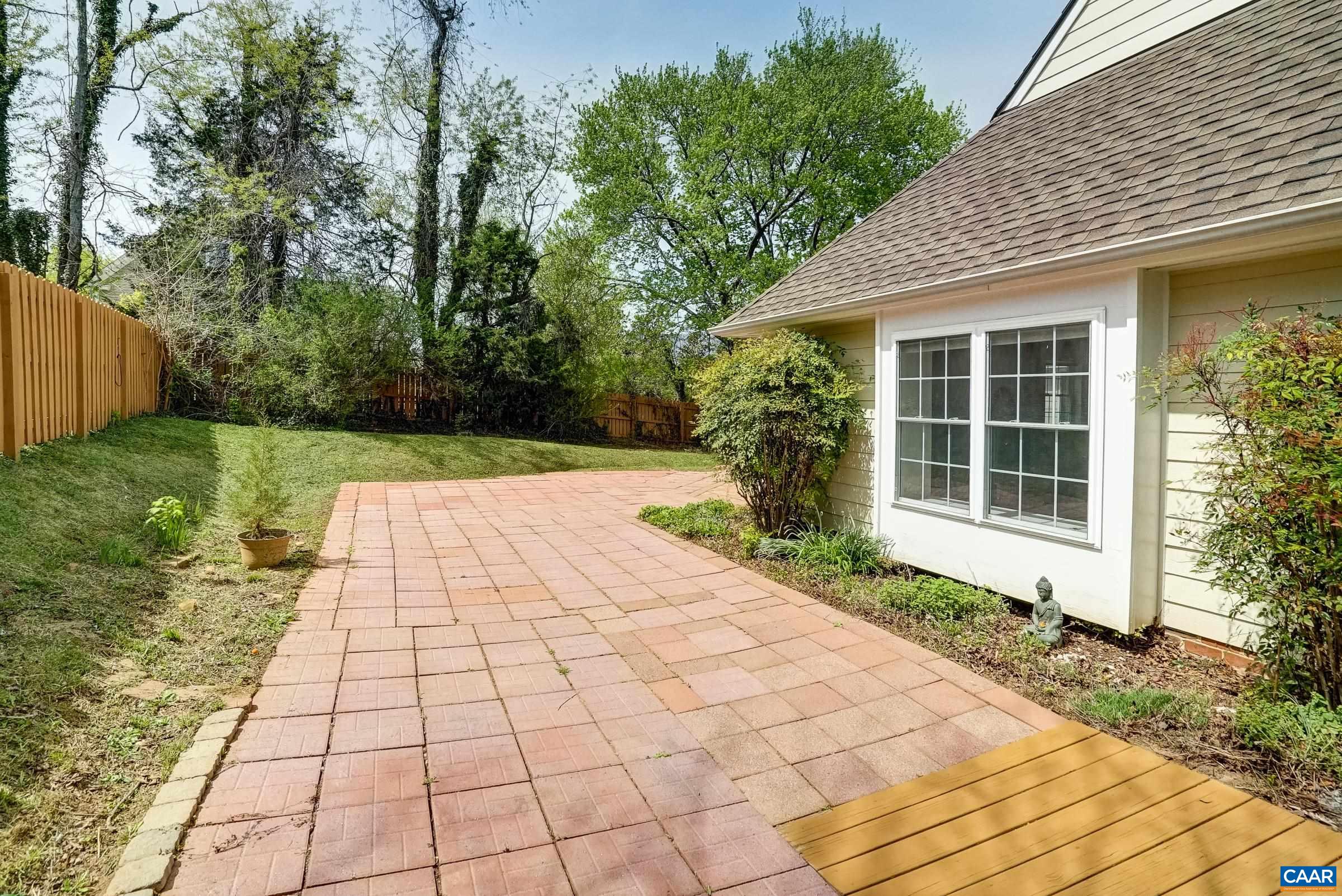 1253 CLOVER RIDGE PL, CHARLOTTESVILLE, Virginia 22901, 3 Bedrooms Bedrooms, ,2 BathroomsBathrooms,Residential,1253 CLOVER RIDGE PL,675468 MLS # 675468 1253 CLOVER RIDGE PL, CHARLOTTESVILLE, Virginia 22901, 3 Bedrooms Bedrooms, ,2 BathroomsBathrooms,Residential,1253 CLOVER RIDGE PL,675468 MLS # 675468