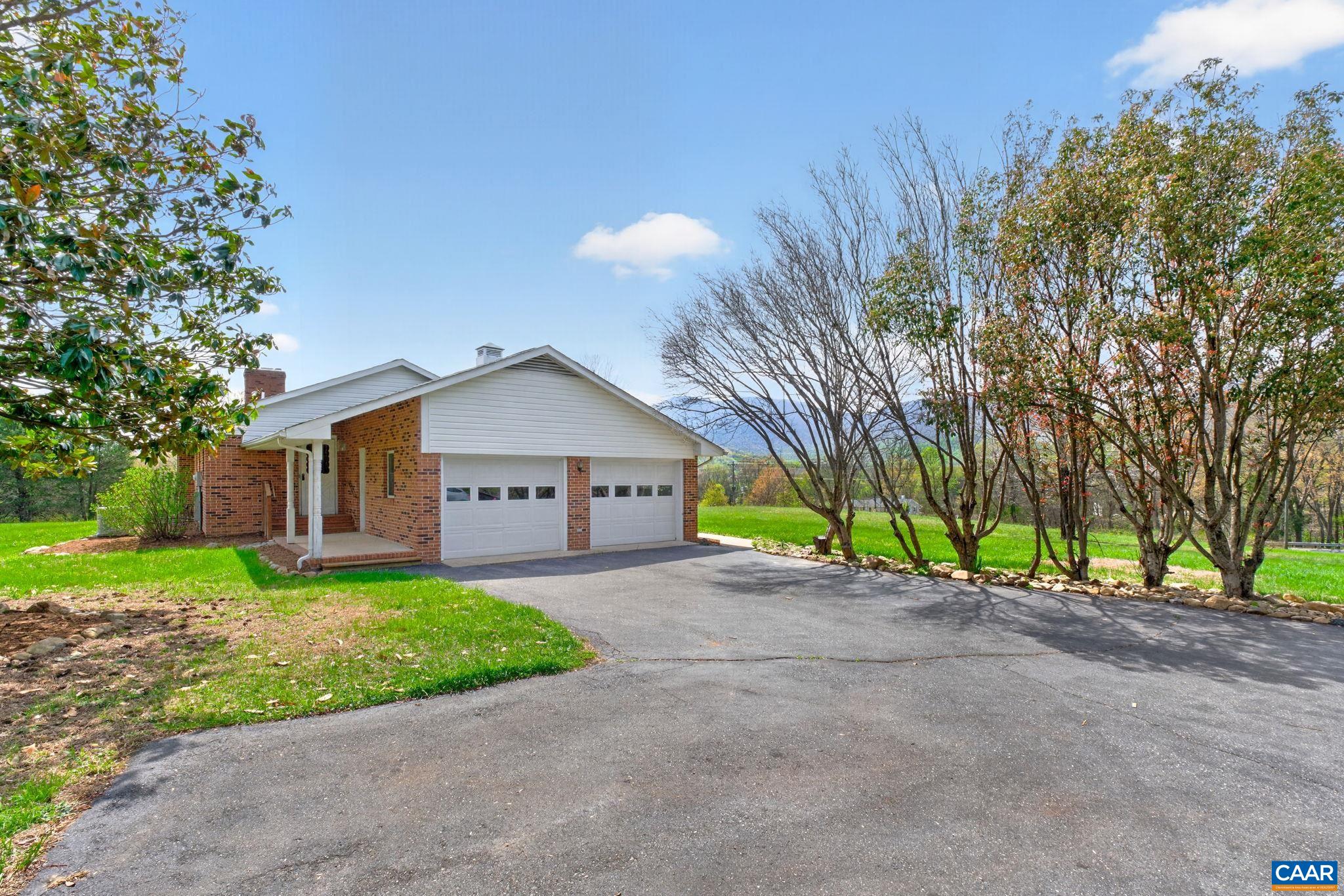 10694 ROCKFISH VALLEY HWY, AFTON, Virginia 22920, 3 Bedrooms Bedrooms, ,2 BathroomsBathrooms,Residential,10694 ROCKFISH VALLEY HWY,675661 MLS # 675661