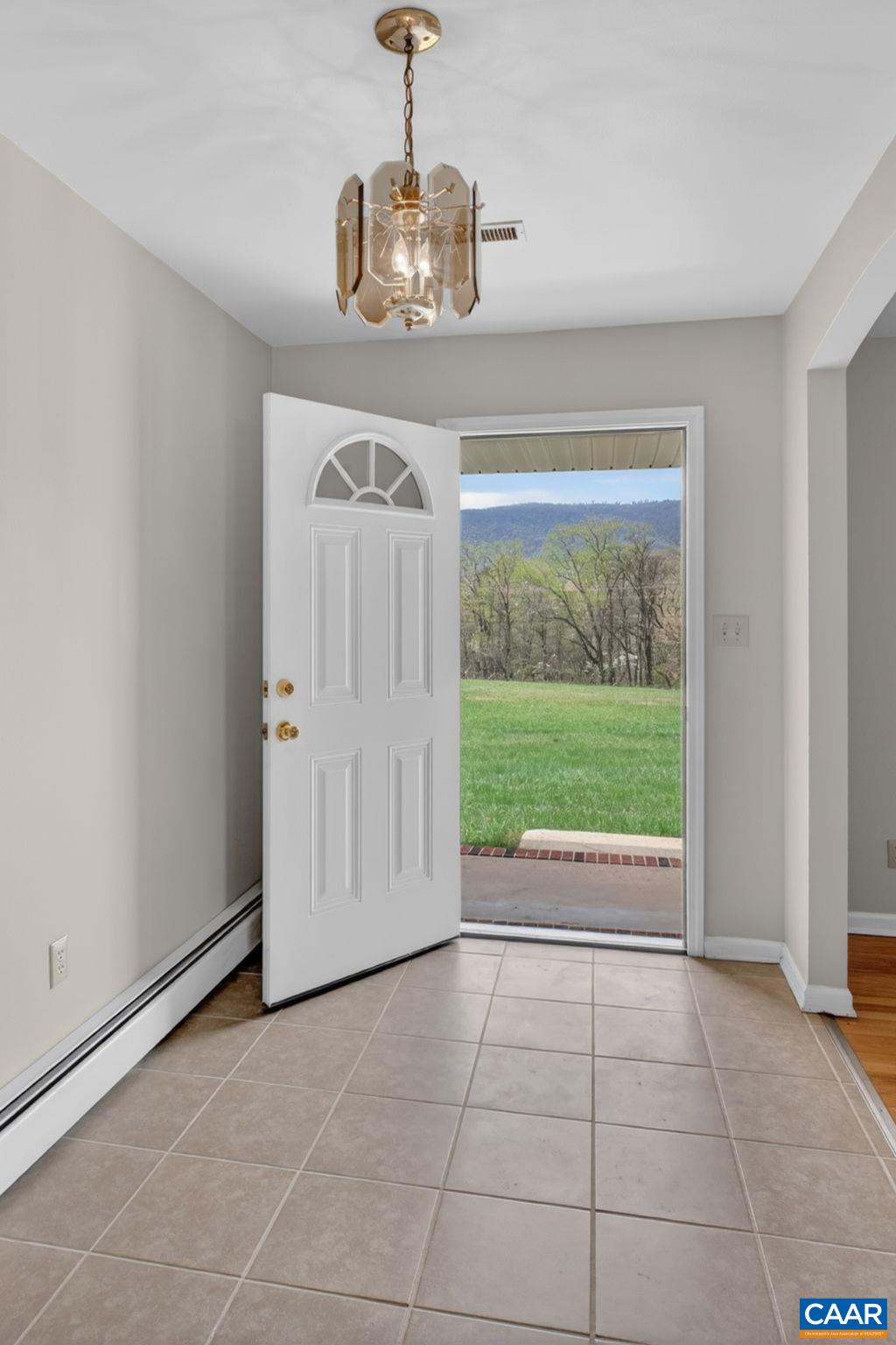 10694 ROCKFISH VALLEY HWY, AFTON, Virginia 22920, 3 Bedrooms Bedrooms, ,2 BathroomsBathrooms,Residential,10694 ROCKFISH VALLEY HWY,675661 MLS # 675661