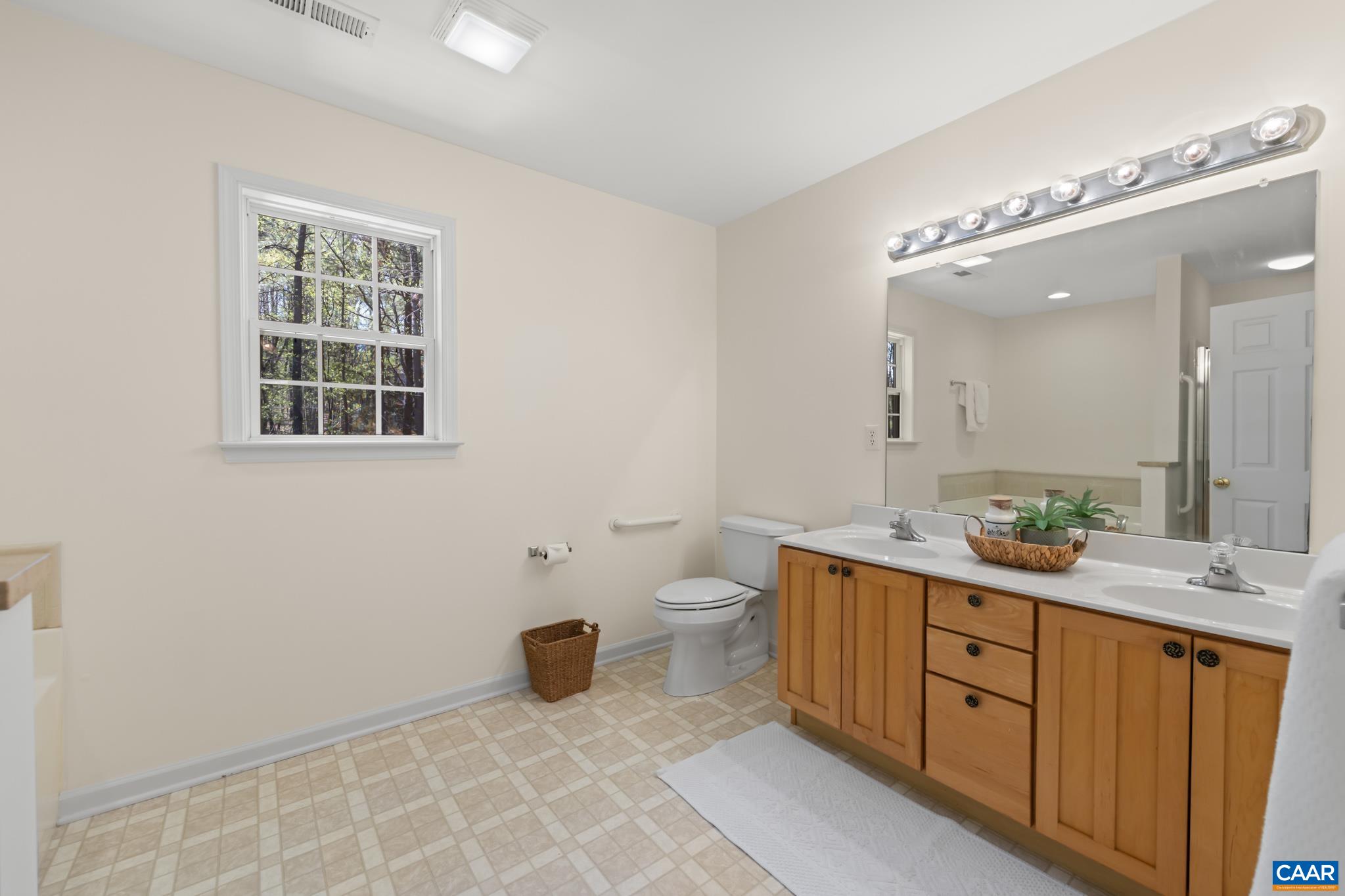 96 RED CEDAR RD, BARBOURSVILLE, Virginia 22923, 3 Bedrooms Bedrooms, ,2 BathroomsBathrooms,Residential,96 RED CEDAR RD,675677 MLS # 675677