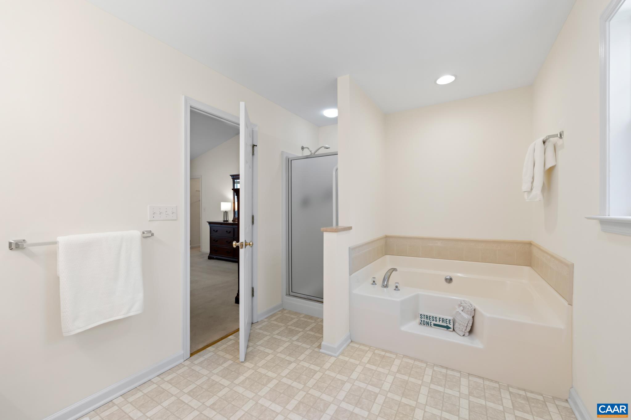 96 RED CEDAR RD, BARBOURSVILLE, Virginia 22923, 3 Bedrooms Bedrooms, ,2 BathroomsBathrooms,Residential,96 RED CEDAR RD,675677 MLS # 675677