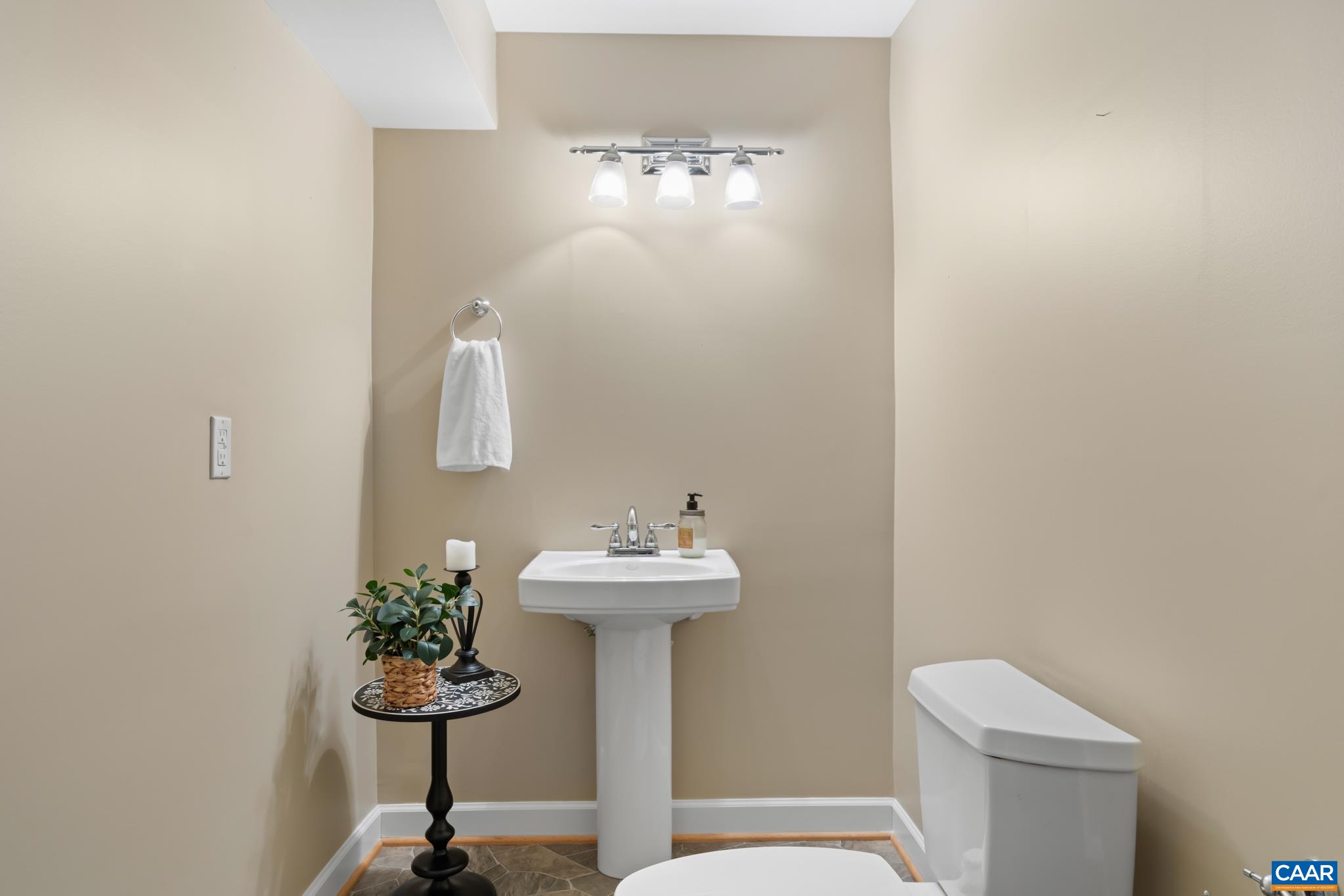 96 RED CEDAR RD, BARBOURSVILLE, Virginia 22923, 3 Bedrooms Bedrooms, ,2 BathroomsBathrooms,Residential,96 RED CEDAR RD,675677 MLS # 675677