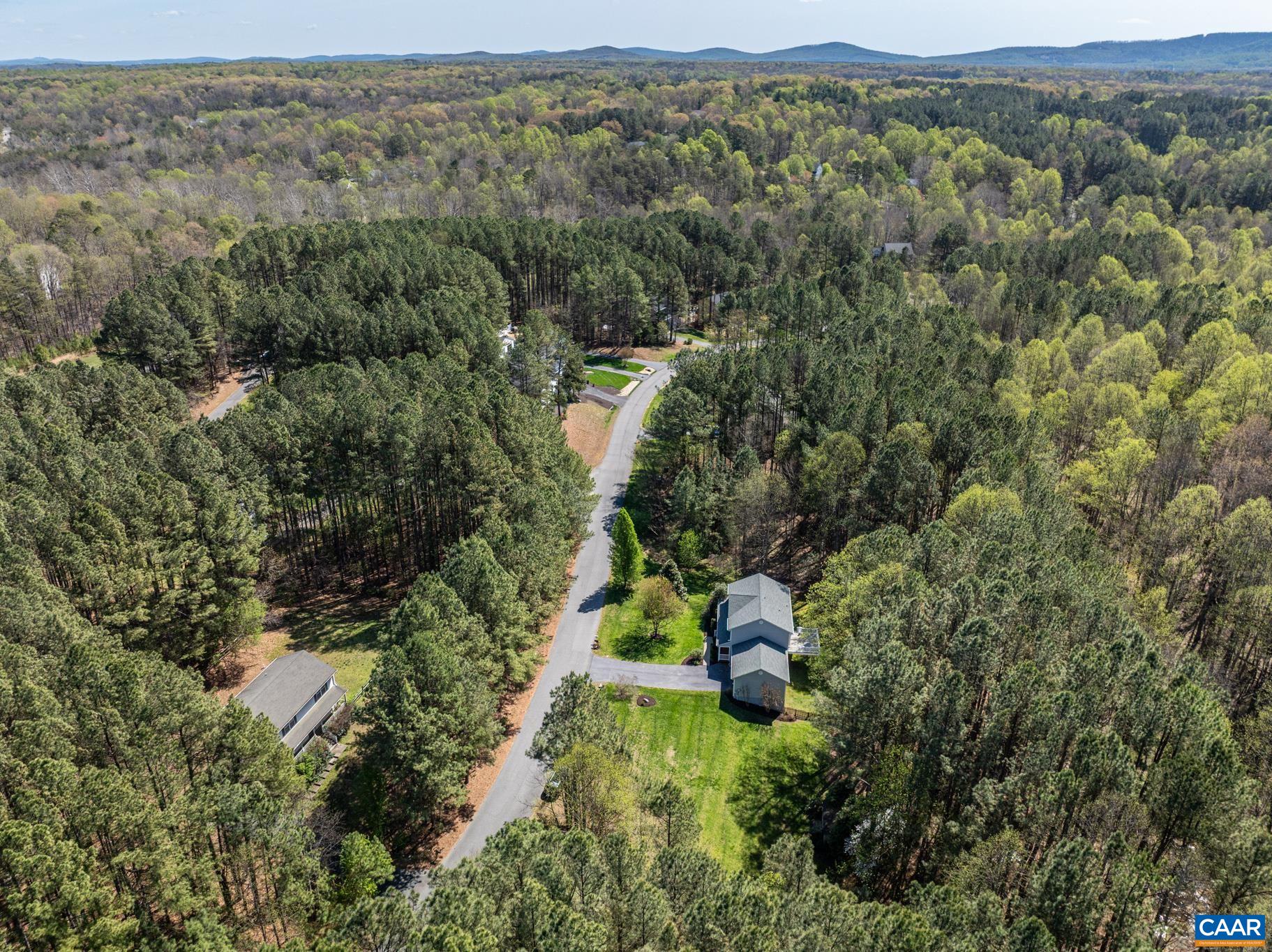 96 RED CEDAR RD, BARBOURSVILLE, Virginia 22923, 3 Bedrooms Bedrooms, ,2 BathroomsBathrooms,Residential,96 RED CEDAR RD,675677 MLS # 675677