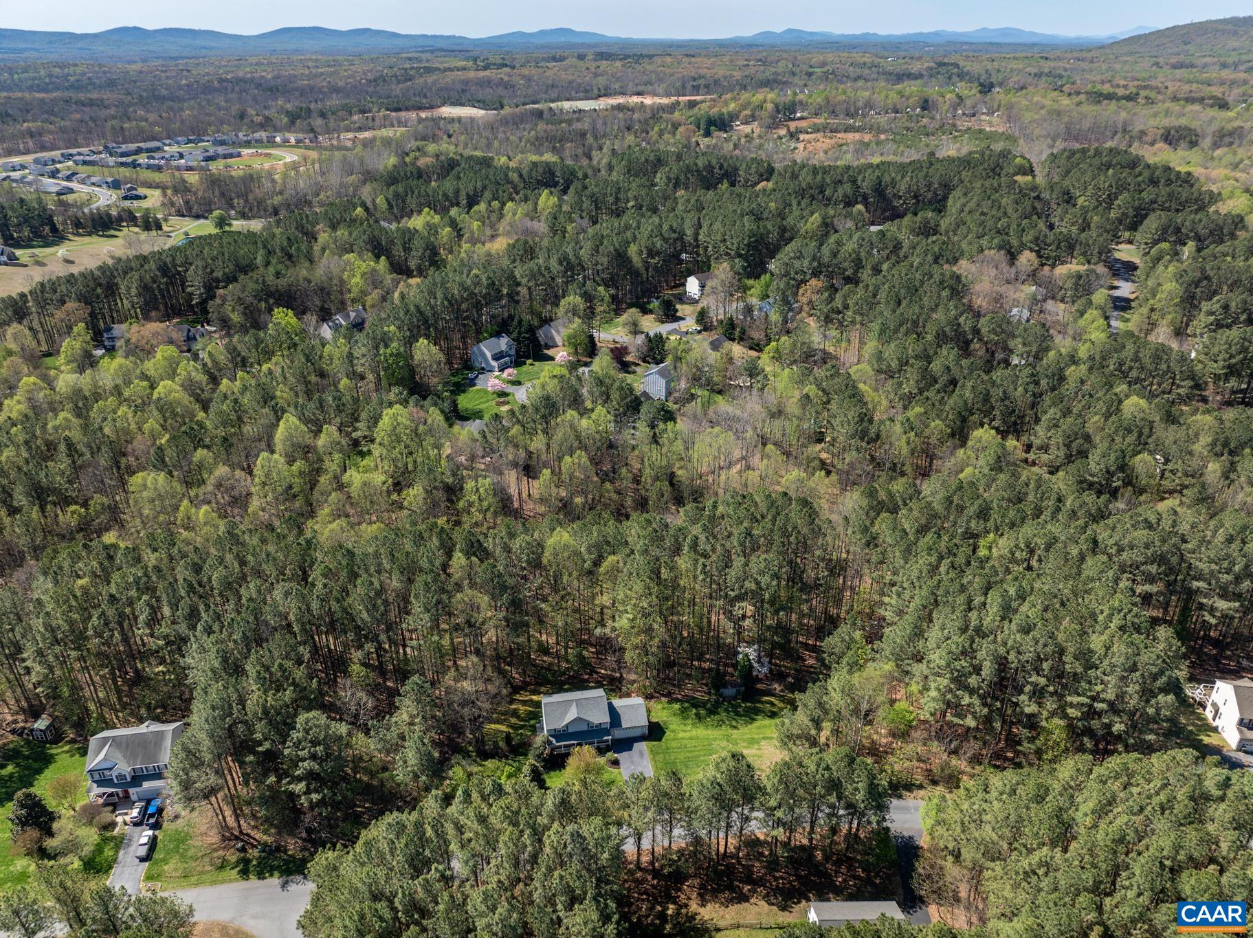 96 RED CEDAR RD, BARBOURSVILLE, Virginia 22923, 3 Bedrooms Bedrooms, ,2 BathroomsBathrooms,Residential,96 RED CEDAR RD,675677 MLS # 675677