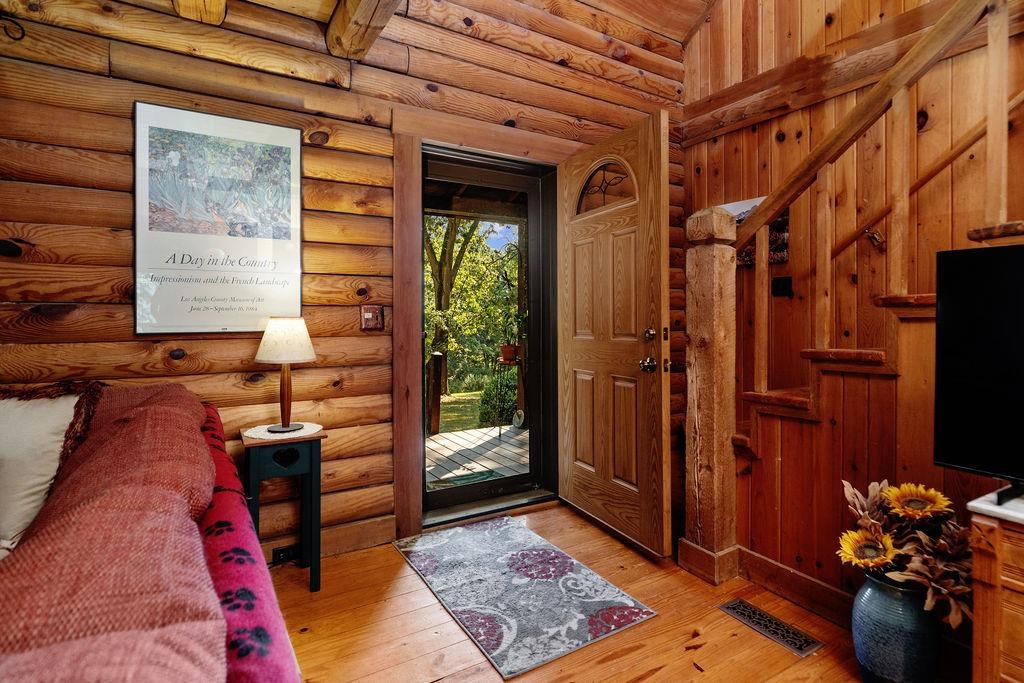 137 CRESTWOOD DR, CHURCHVILLE, Virginia 24421, 3 Bedrooms Bedrooms, ,3 BathroomsBathrooms,Residential,137 CRESTWOOD DR,675681 MLS # 675681