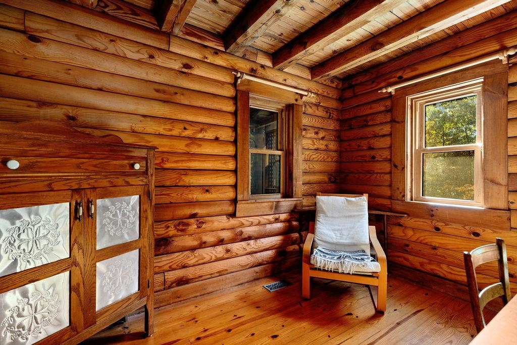 137 CRESTWOOD DR, CHURCHVILLE, Virginia 24421, 3 Bedrooms Bedrooms, ,3 BathroomsBathrooms,Residential,137 CRESTWOOD DR,675681 MLS # 675681