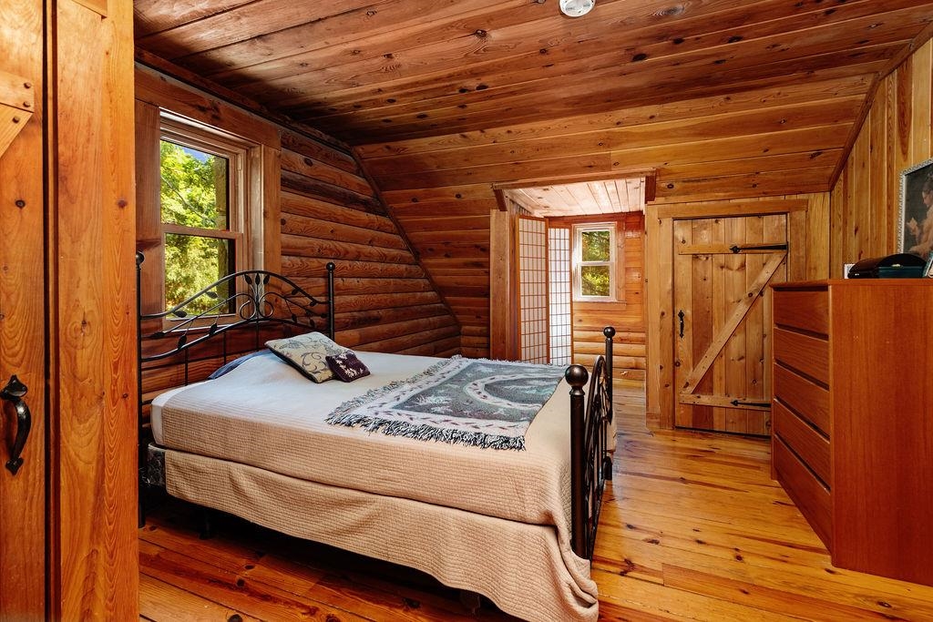 137 CRESTWOOD DR, CHURCHVILLE, Virginia 24421, 3 Bedrooms Bedrooms, ,3 BathroomsBathrooms,Residential,137 CRESTWOOD DR,675681 MLS # 675681