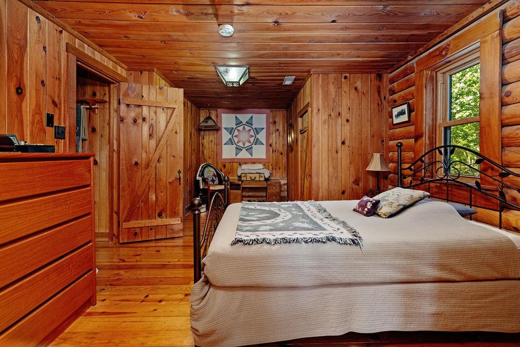 137 CRESTWOOD DR, CHURCHVILLE, Virginia 24421, 3 Bedrooms Bedrooms, ,3 BathroomsBathrooms,Residential,137 CRESTWOOD DR,675681 MLS # 675681