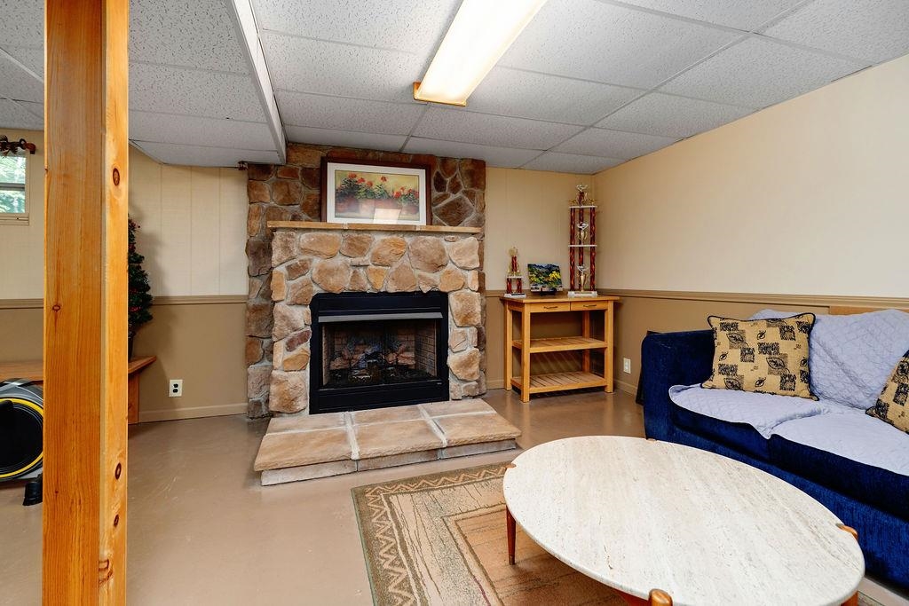 137 CRESTWOOD DR, CHURCHVILLE, Virginia 24421, 3 Bedrooms Bedrooms, ,3 BathroomsBathrooms,Residential,137 CRESTWOOD DR,675681 MLS # 675681