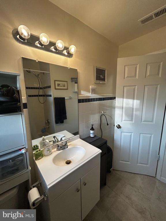 14442 RIXEYVILLE RD, CULPEPER, Virginia 22701, 3 Bedrooms Bedrooms, ,1 BathroomBathrooms,Residential,14442 RIXEYVILLE RD,VACU2013280 MLS # VACU2013280
