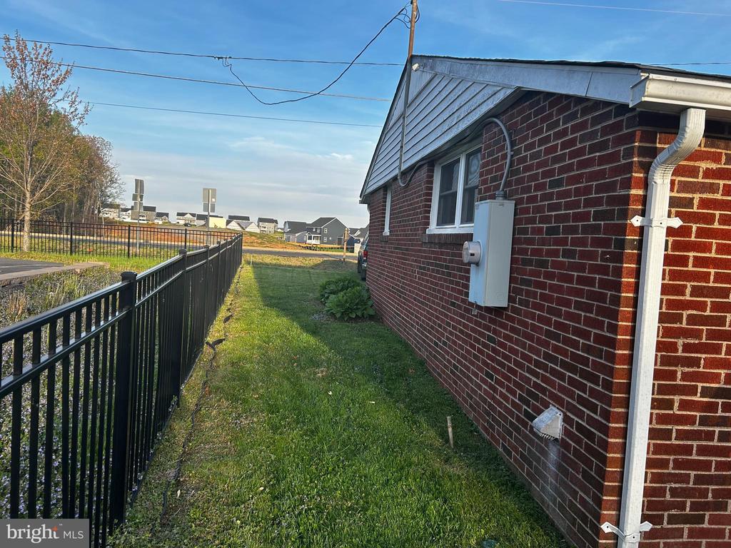 14442 RIXEYVILLE RD, CULPEPER, Virginia 22701, 3 Bedrooms Bedrooms, ,1 BathroomBathrooms,Residential,14442 RIXEYVILLE RD,VACU2013280 MLS # VACU2013280