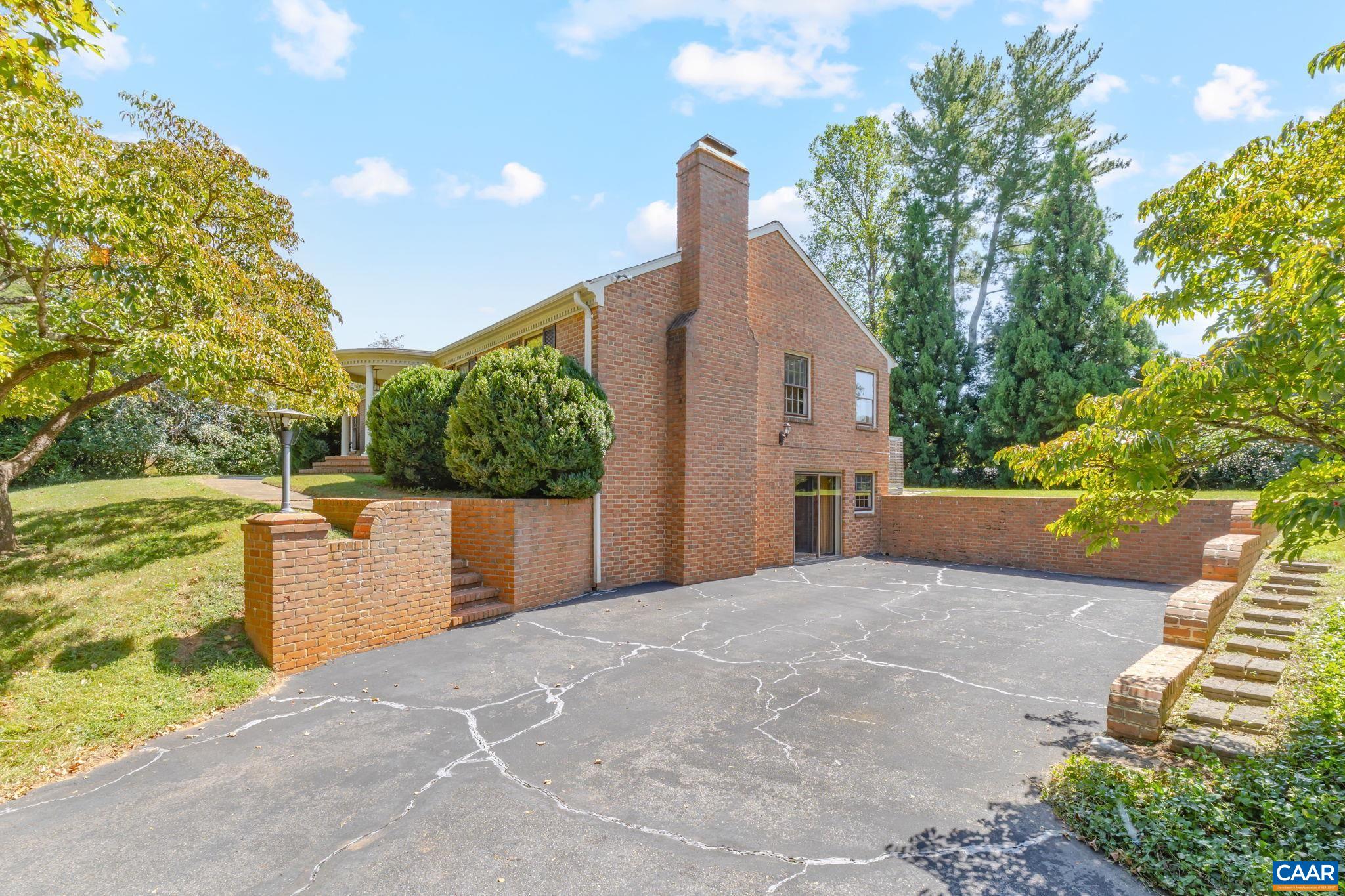 311 GLOUCESTER RD, CHARLOTTESVILLE, Virginia 22901, 5 Bedrooms Bedrooms, ,3 BathroomsBathrooms,Residential,311 GLOUCESTER RD,674598 MLS # 674598