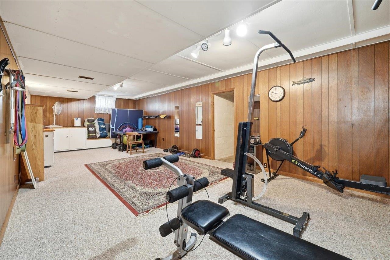 408 ROBIN ST, STAUNTON, Virginia 24401, 3 Bedrooms Bedrooms, ,2 BathroomsBathrooms,Residential,408 ROBIN ST,674844 MLS # 674844